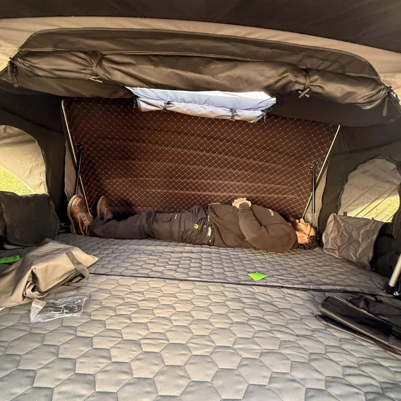 Direct4x4 TrailTop Expedition 3-4 Person Roof Tent